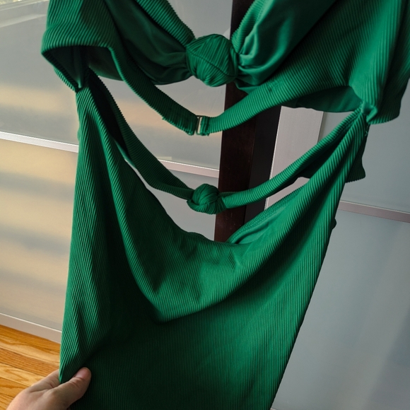 Aerie one piece triple knot swimsuit in emerald green - XL - Picture 6 of 11